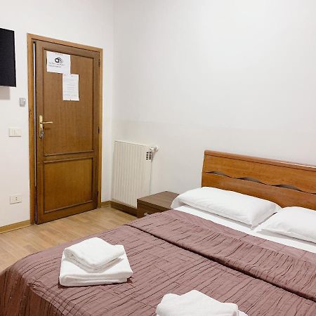 Mille Guest House Roma Esterno foto